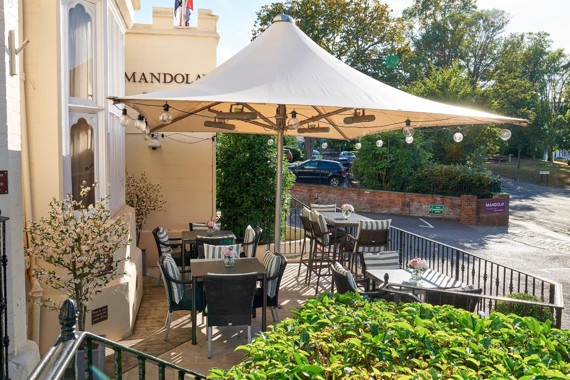 Mandolay Hotel