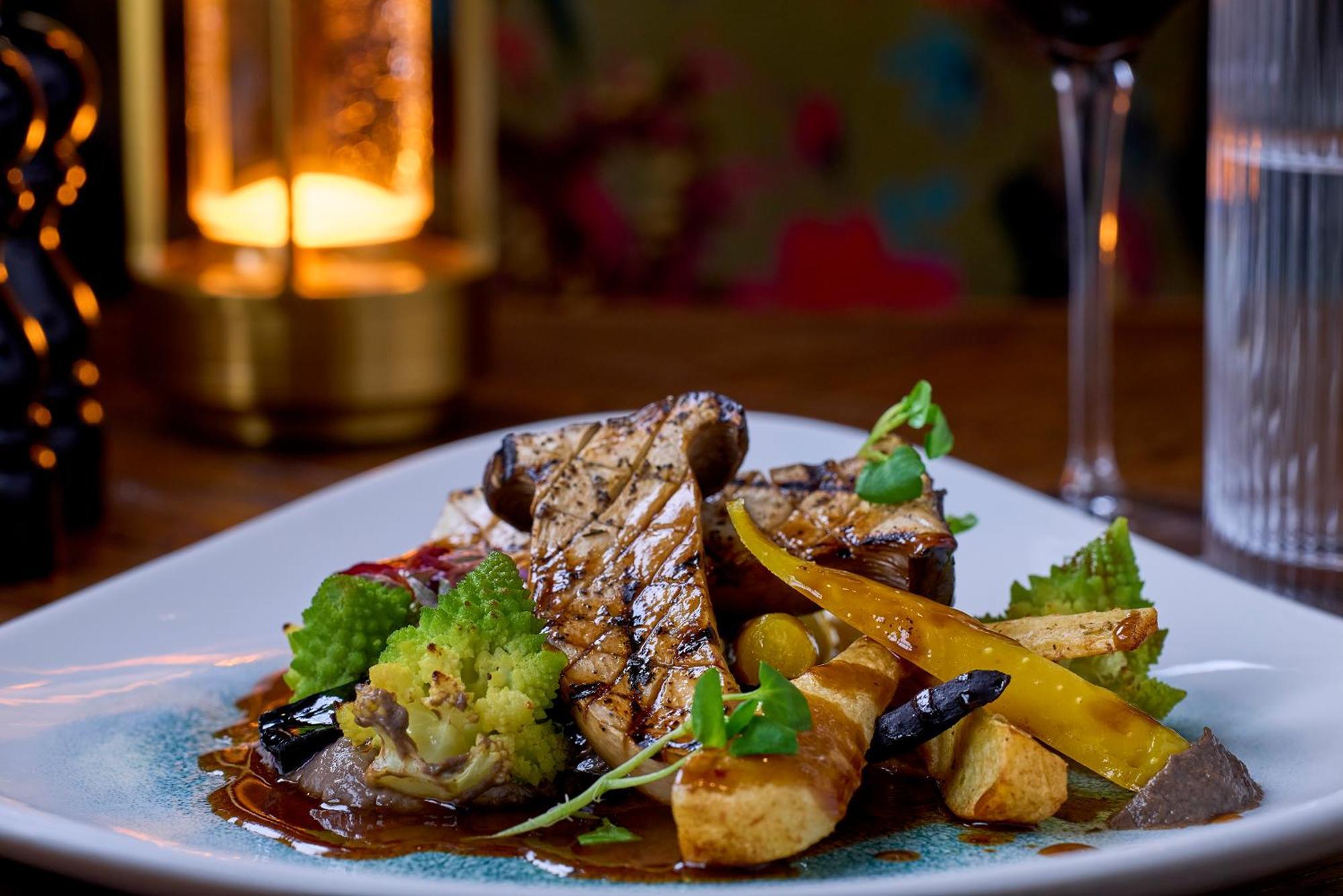 Mandolay 4* Guildford